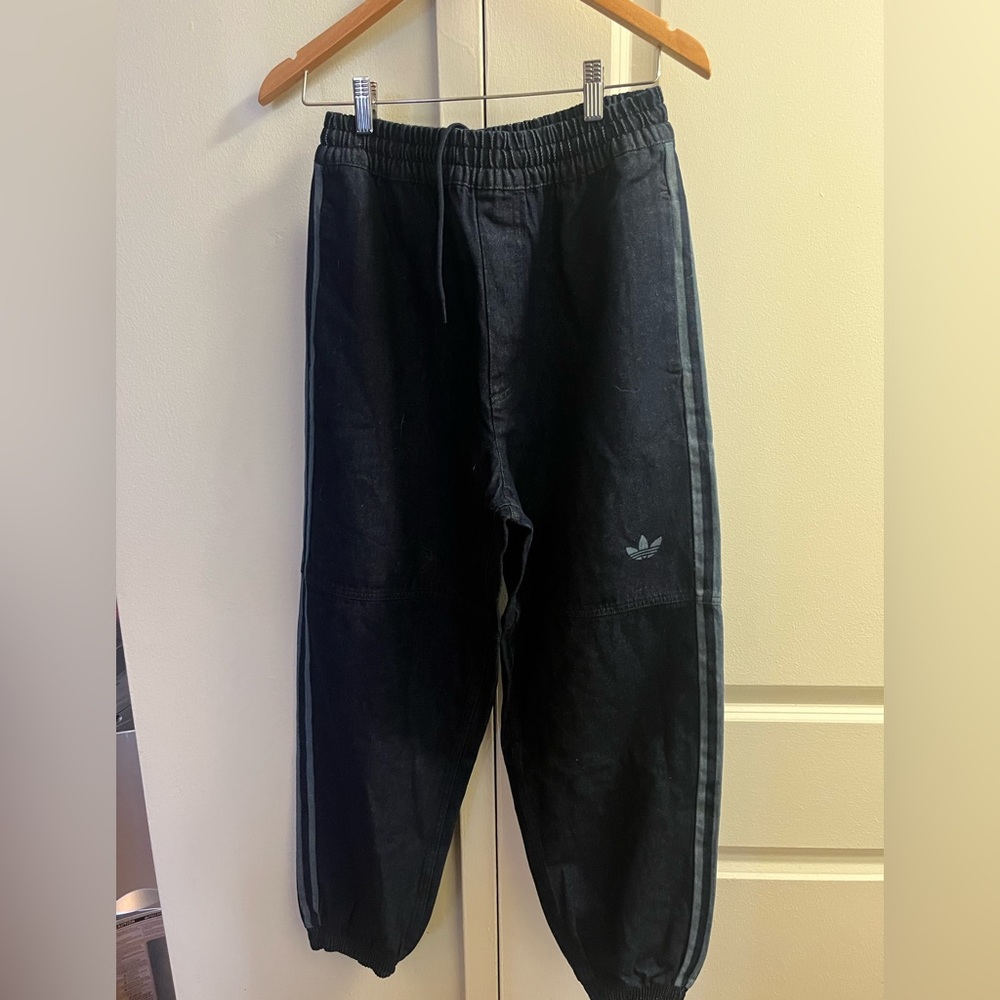 Adidas Denim Size Small